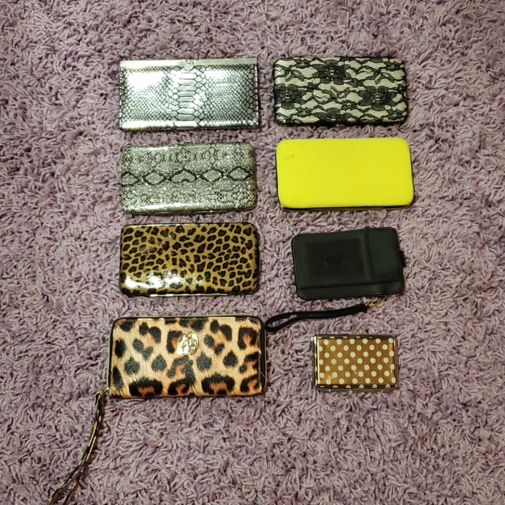 8 wallets or wristlets!!! Cheetah and snakeskin!!